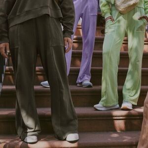 Aerie House Party Skater Sweatpant